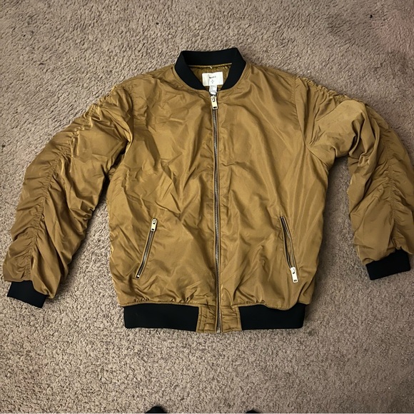 Forever 21 Bomber Jacket - Picture 3 of 8